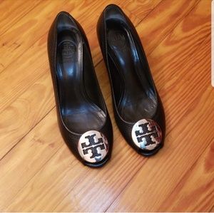AUTHENTIC TORY BURCH LEATHER WEDGE